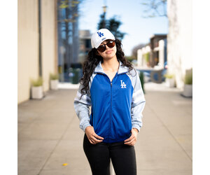 g-iii-la-dodgers-w-giii-main-
