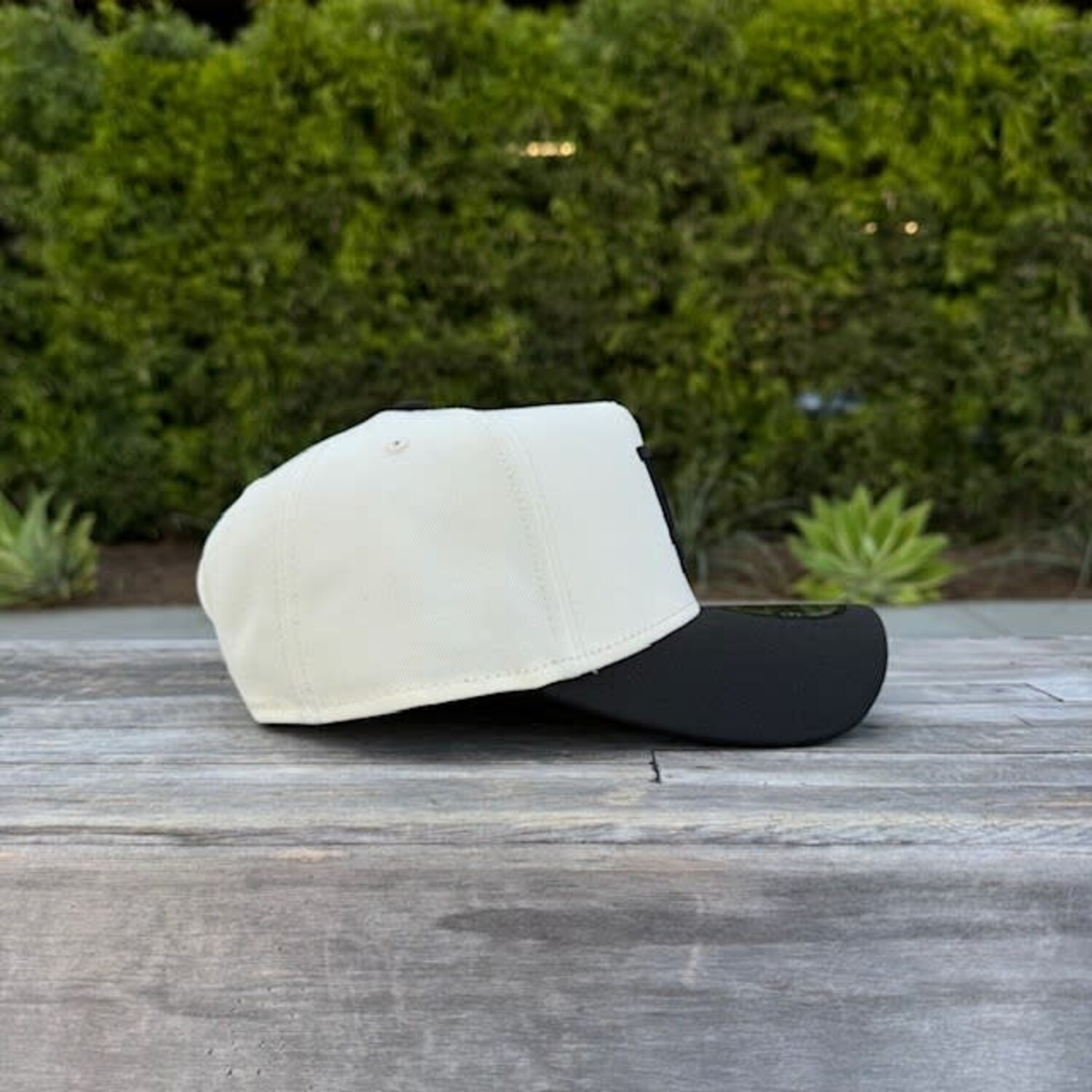 LA Ivory/Black 940 A-Frame Snapback - The Locker Room of Downey
