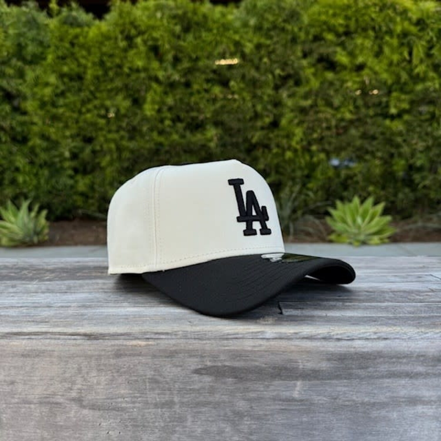 LA Ivory/Black 940 A-Frame Snapback - The Locker Room of Downey