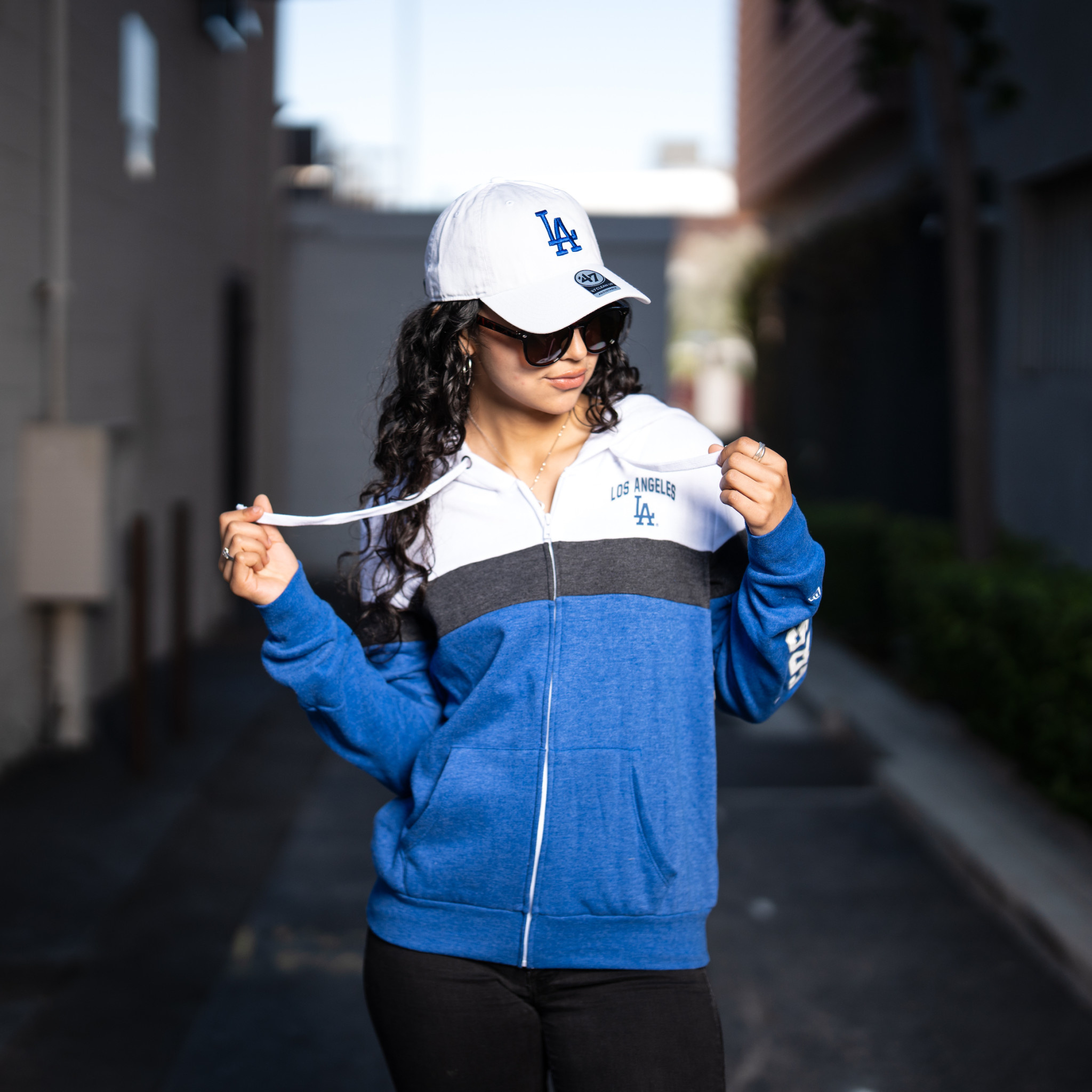 Blue dodgers hoodie hotsell