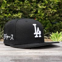 New Era LA Dodgers Black White Kanji Fitted