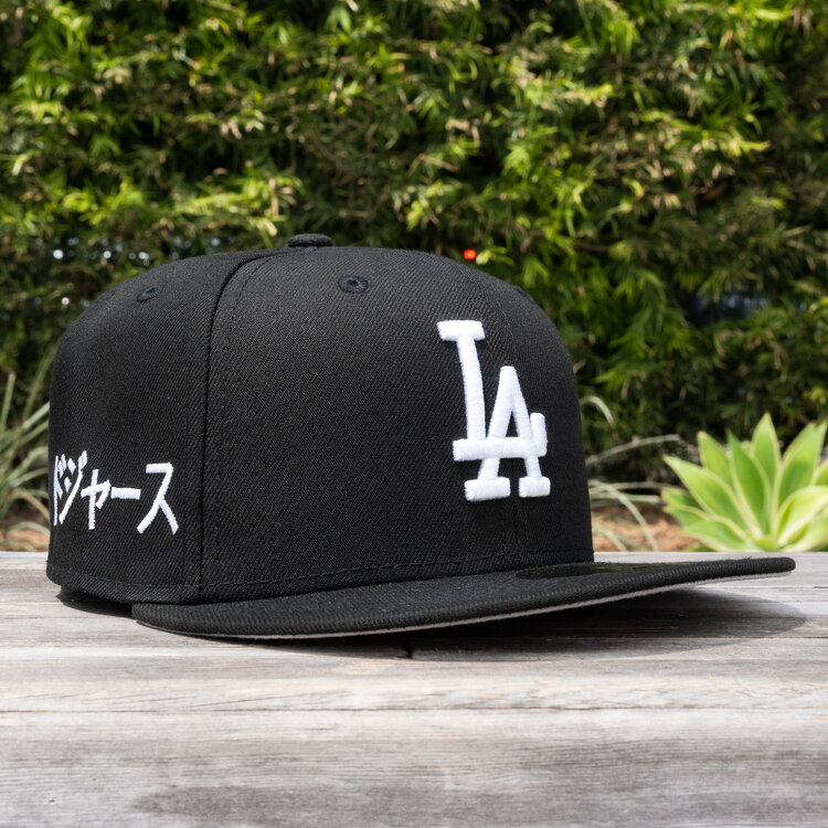 New Era LA Dodgers Black White Kanji Fitted