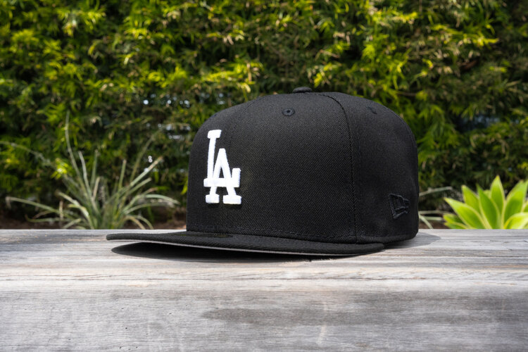 New Era LA Dodgers Black White Kanji Fitted
