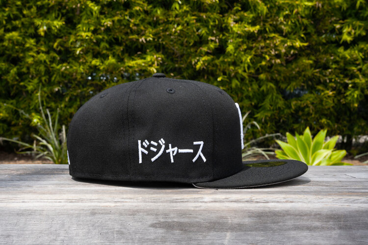 New Era LA Dodgers Black White Kanji Fitted