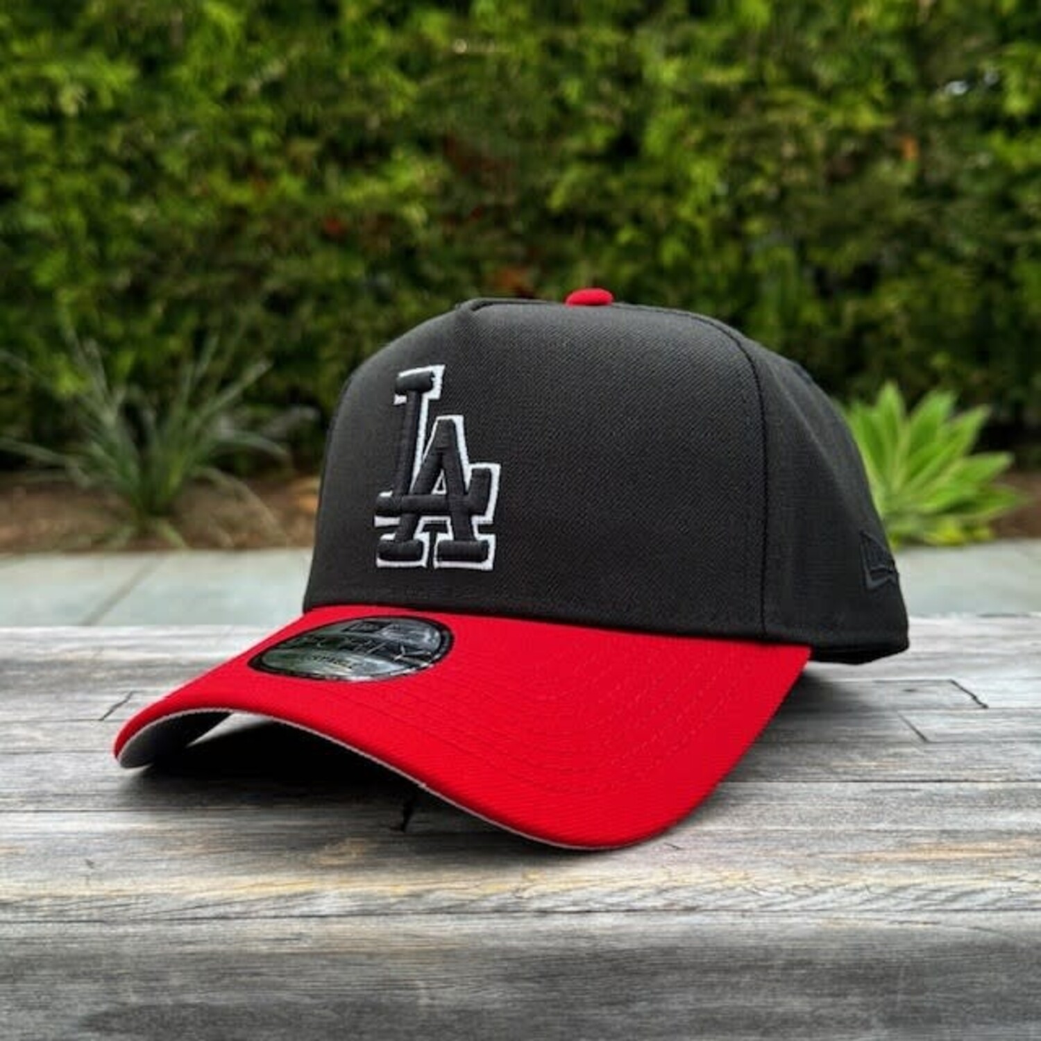 LA Black/Red BW 940 AF Snapback - The Locker Room of Downey