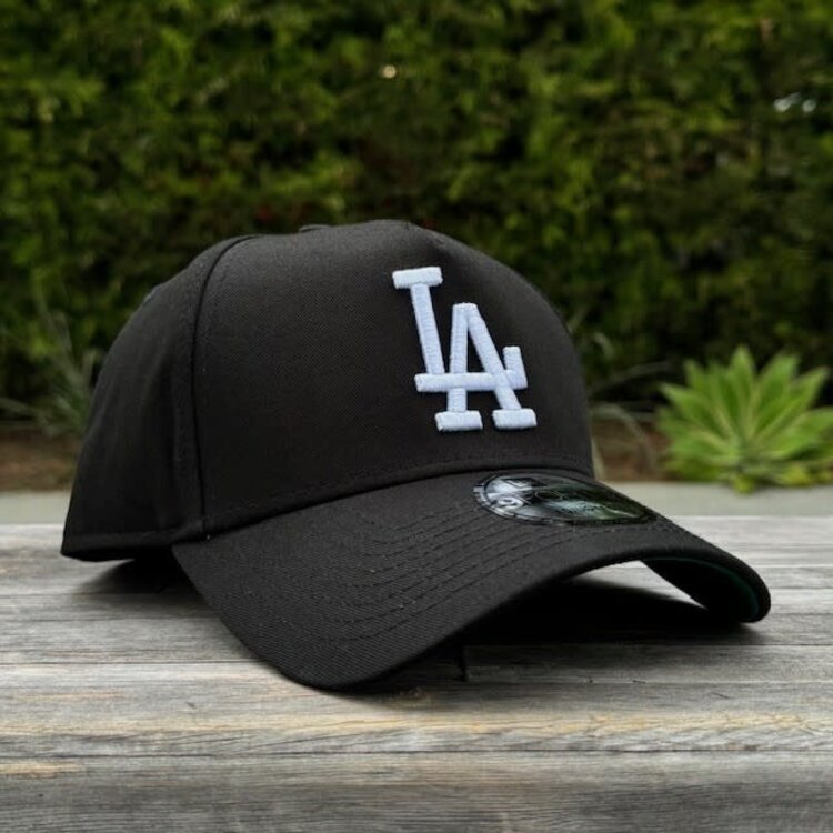 New Era LA Black White Green UV 940 A-Frame