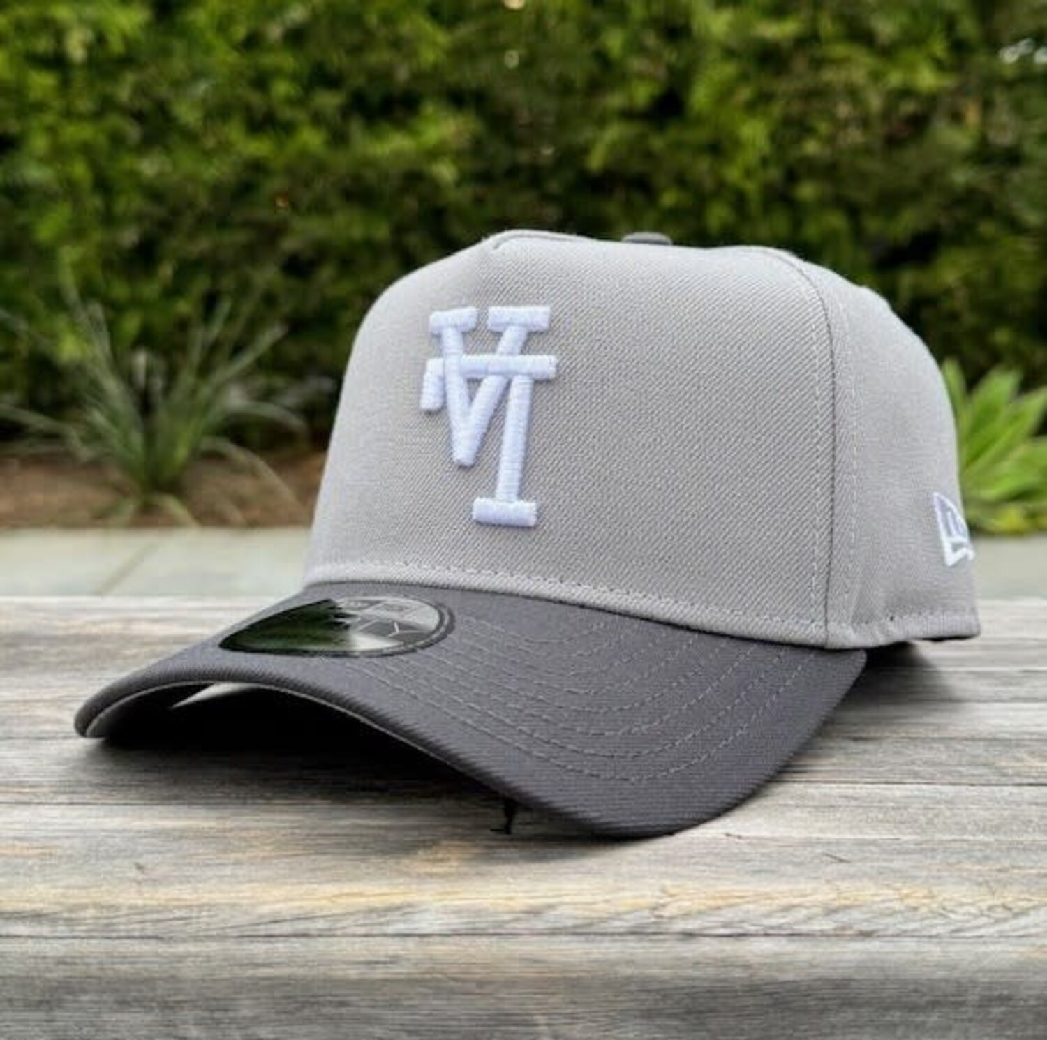 【激レア】New Era 59Fifty UPSIDE DOWN つば裏グレー 激レア】New Era 59Fifty UPSIDE DOWN つば裏グレー