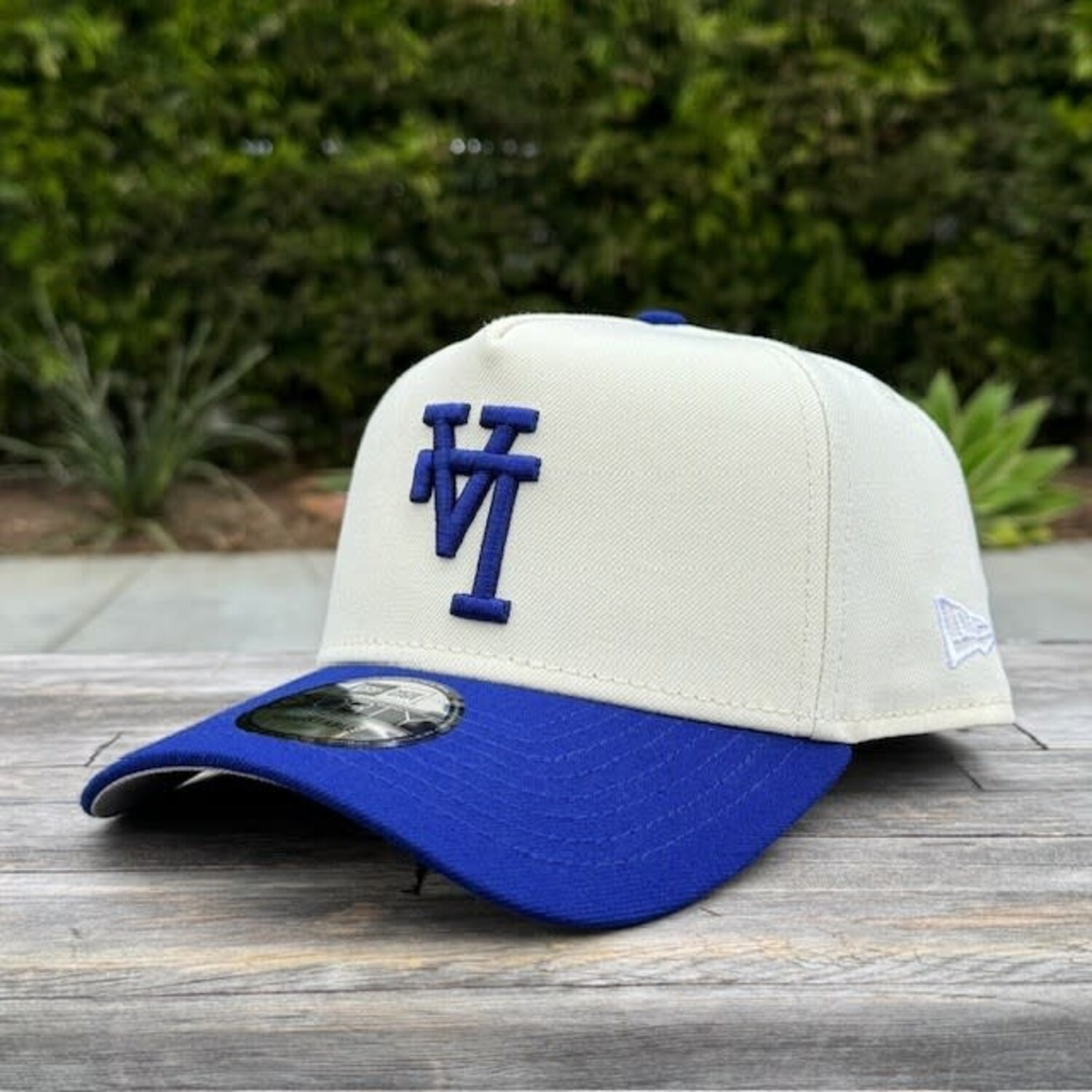 LA Upside Down Ivory/Royal 940AF Snapback - The Locker Room of Downey