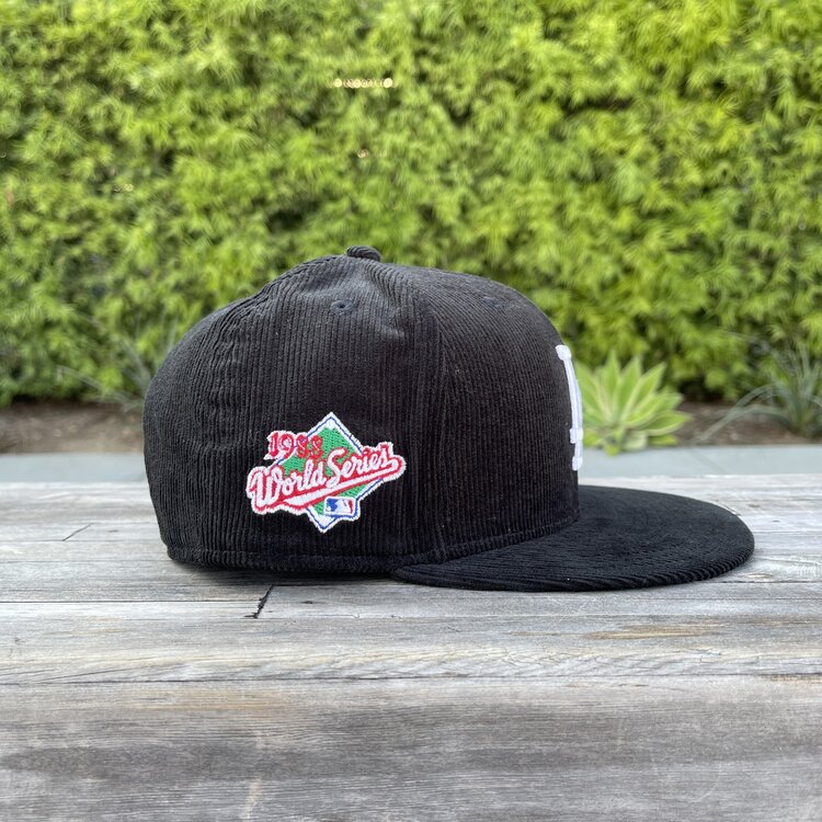 New Era LA BW 1988 WS Corduroy 950 Snapback