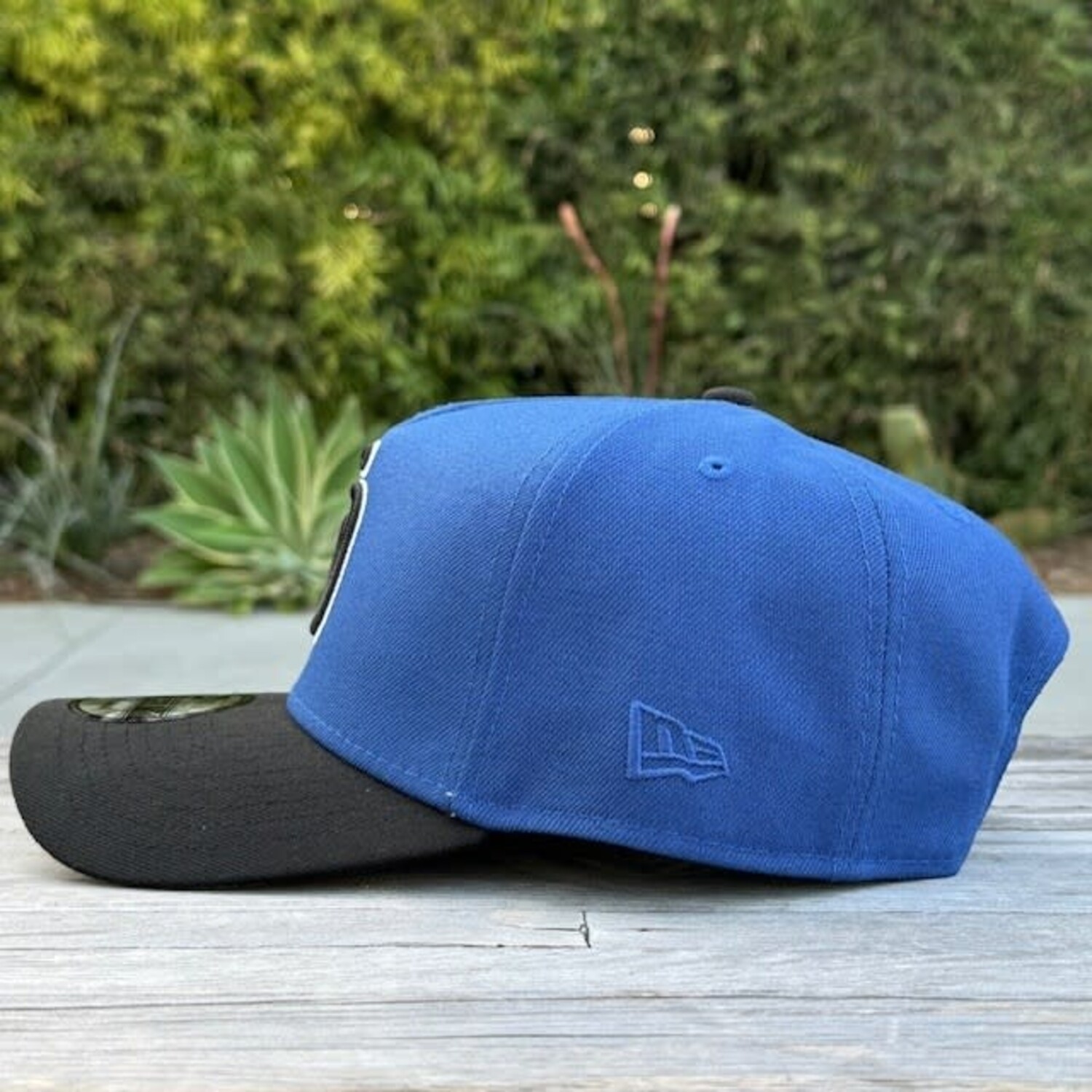 SD Padres Indigo/Black White Outline 940 A-Frame Snapback - The