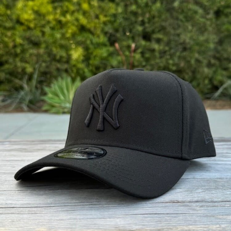New Era NY Yankees Black Black 940 A-Frame
