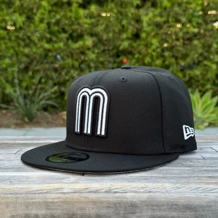 New Era Mexico Black White "M" 950 Snapback