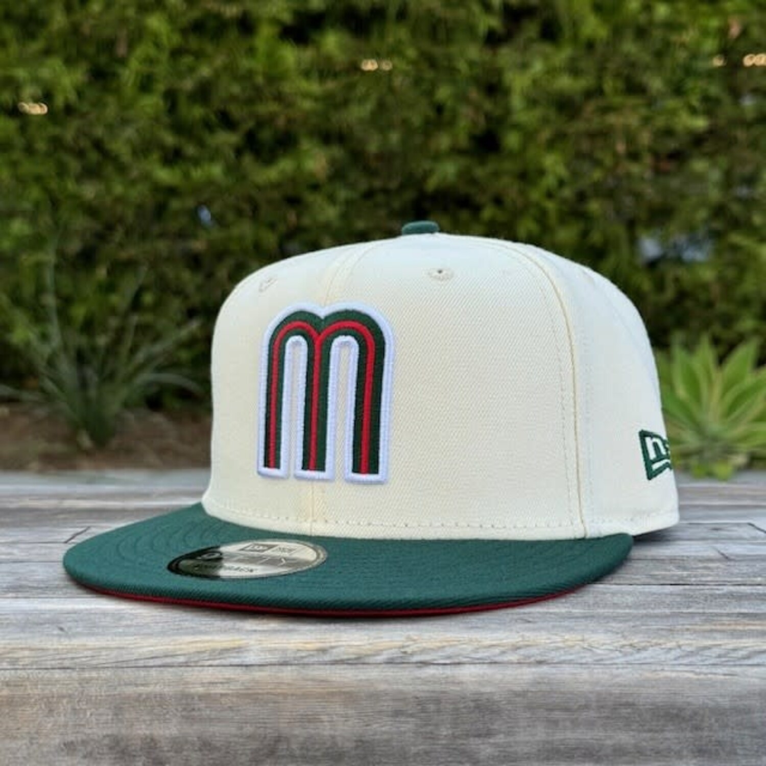 Mexico Ivory/ Dark Green 