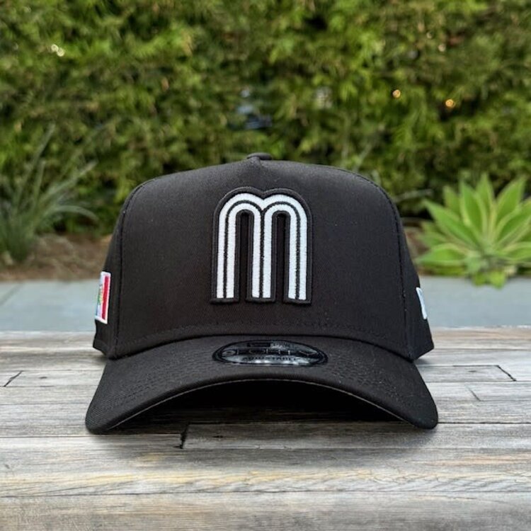 New Era Mexico Black White 940 A-Frame