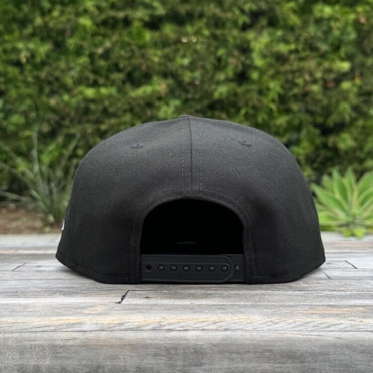 New Era LA Dodgers Black White Sketch 950 Snapback