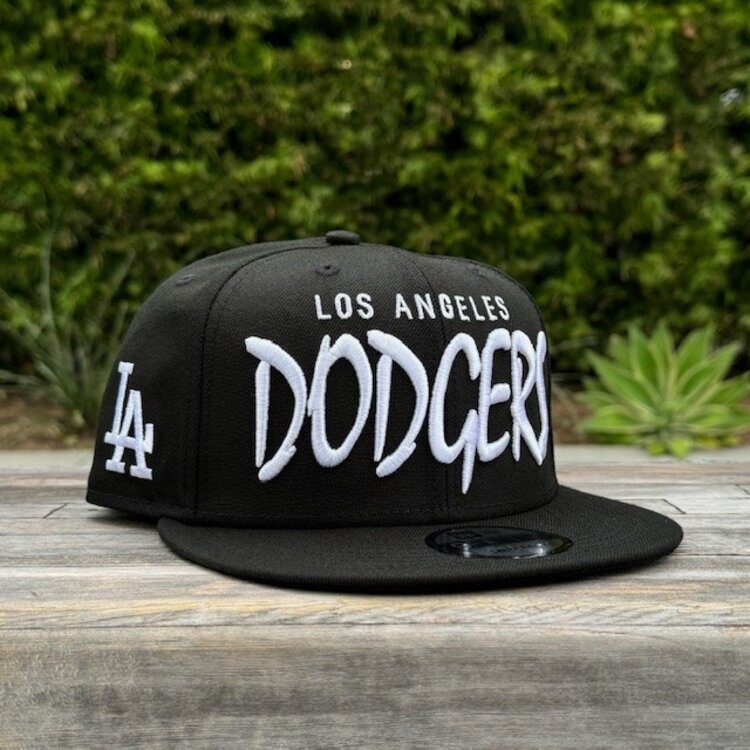 New Era LA Dodgers Black White Sketch 950 Snapback