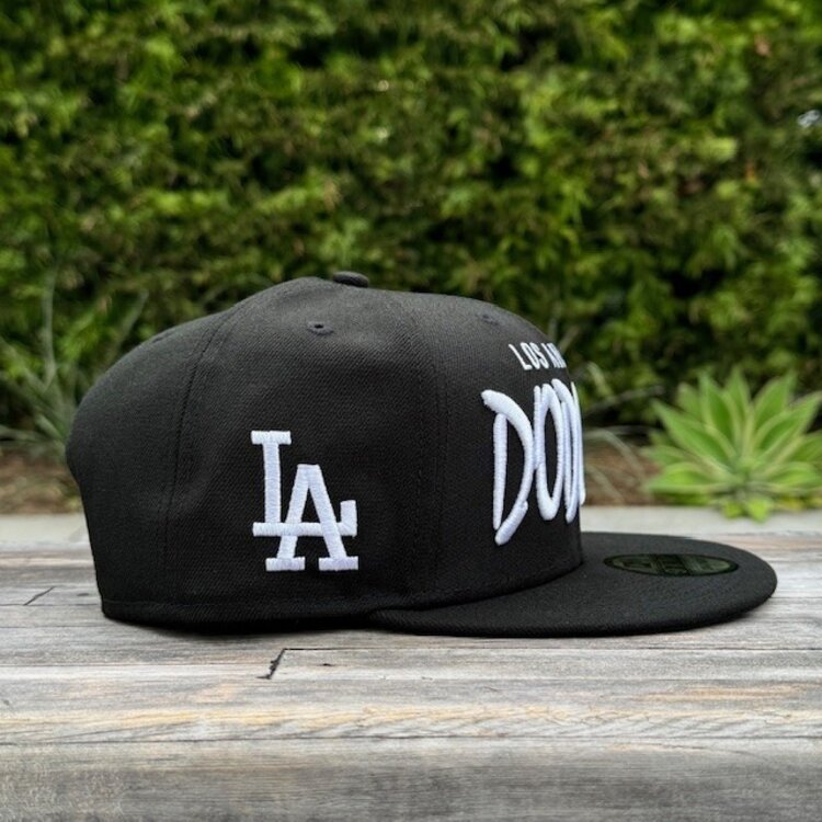 New Era LA Dodgers Black White Sketch 950 Snapback