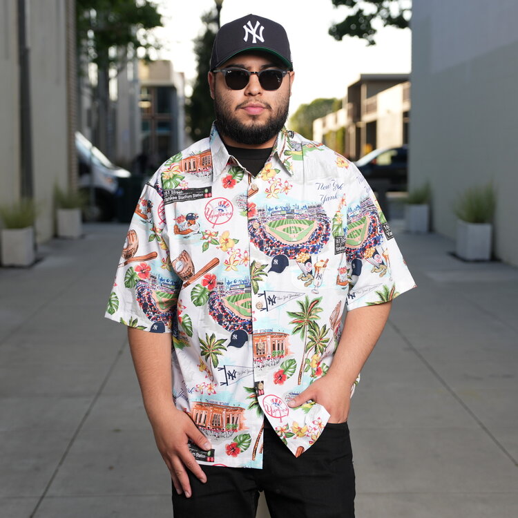 Reyn Spooner NY Yankees Reyn Spooner Scenic Button-Up