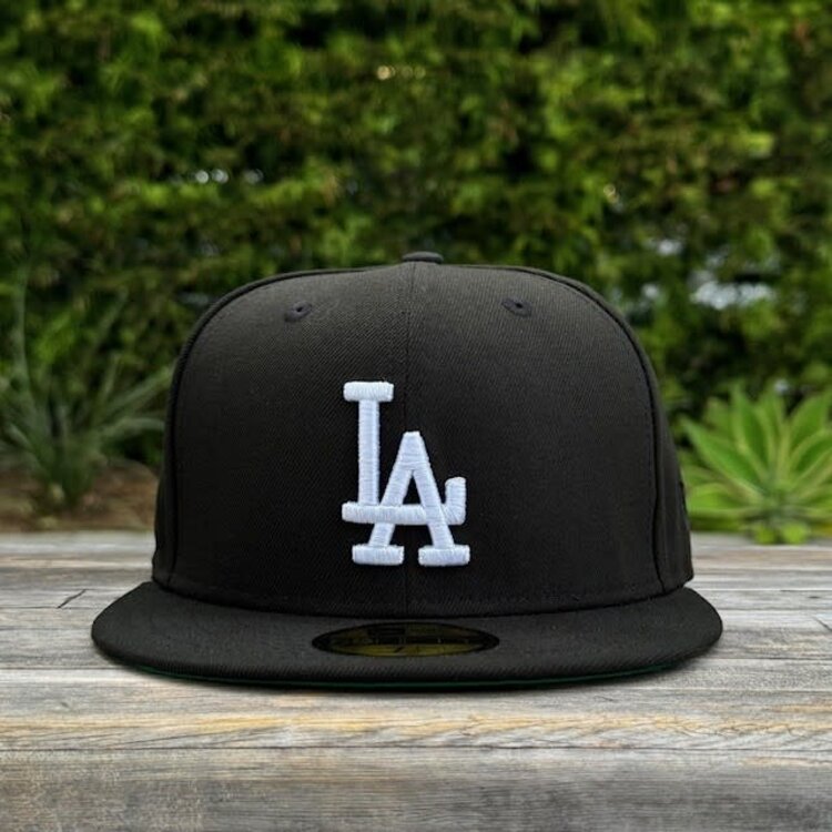 New Era LA Black White OG Green UV