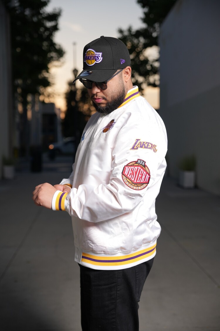 Mitchell and Ness LA Lakers M&N Men's City Collection Lightweight Satin Jacket White