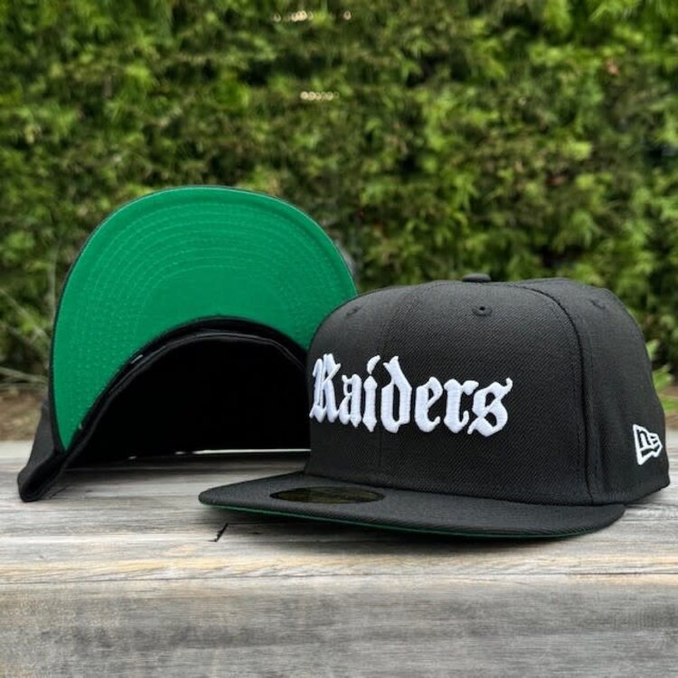 New Era Raiders Black White Old English