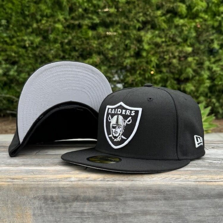 New Era Raiders BW Back Wordmark