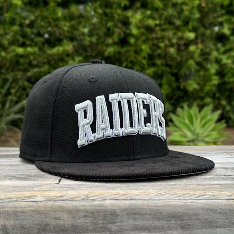New Era Raiders Black/Black Cord Arch