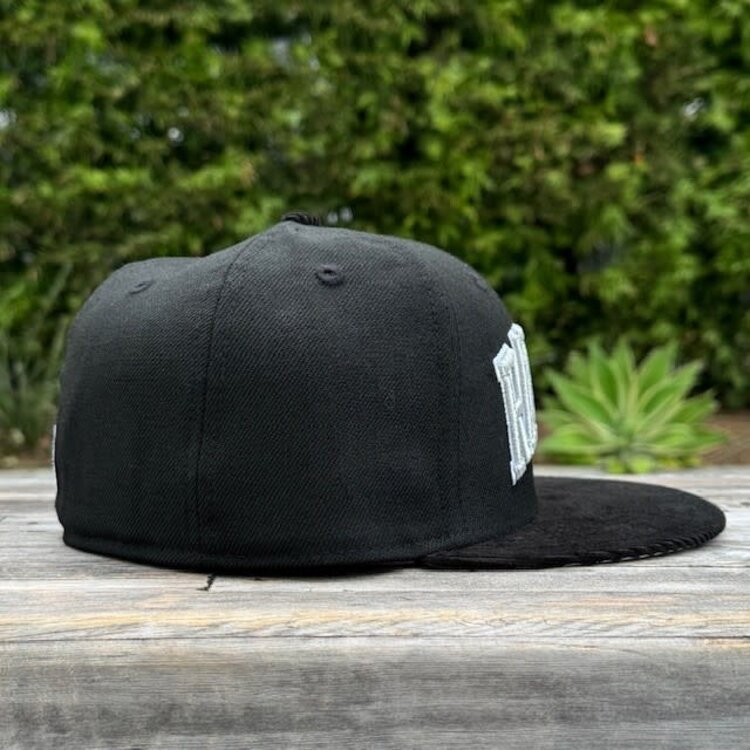 New Era Raiders Black/Black Cord Arch
