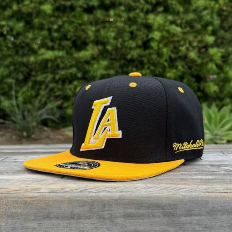 Mitchell and Ness Lakers M&N Yellow Toe Fitted