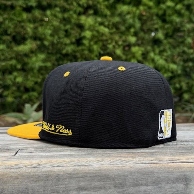 Mitchell and Ness Lakers M&N Yellow Toe Fitted