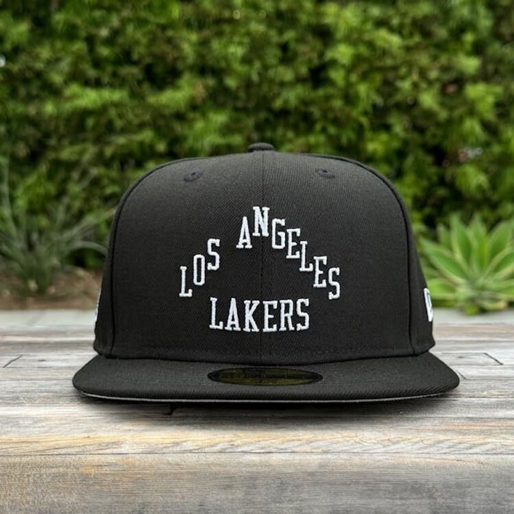 New Era Lakers City Edition Alternate BW