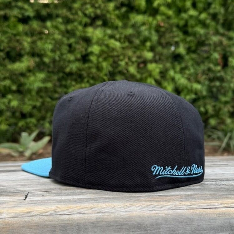 Mitchell and Ness Lakers 2T Script 2.0 Black/ Light Blue