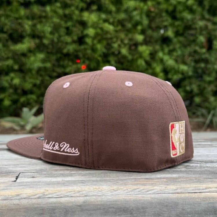 Mitchell and Ness Lakers Brown Sugar Bacon