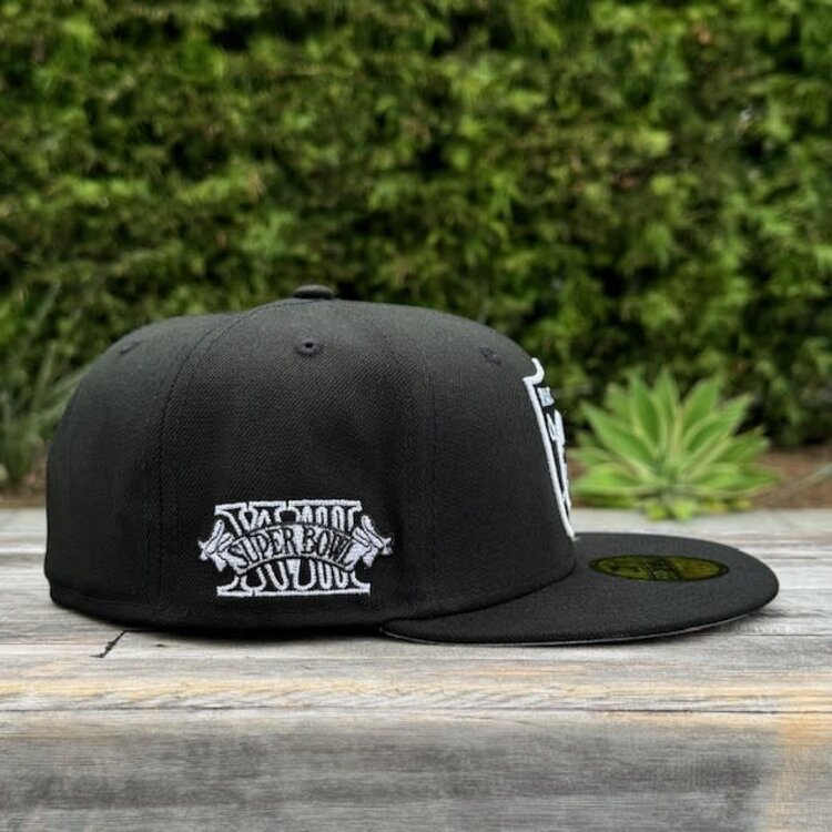 New Era Raiders Black White SB XVIII