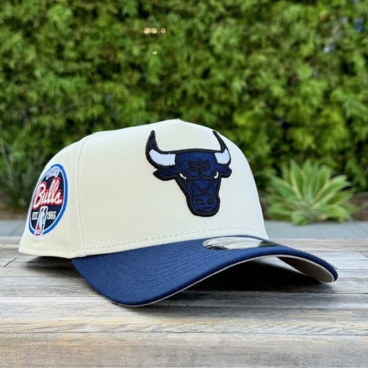 New Era Bulls Ivory/Navy Est. 1996 Gray UV 940 A-Frame