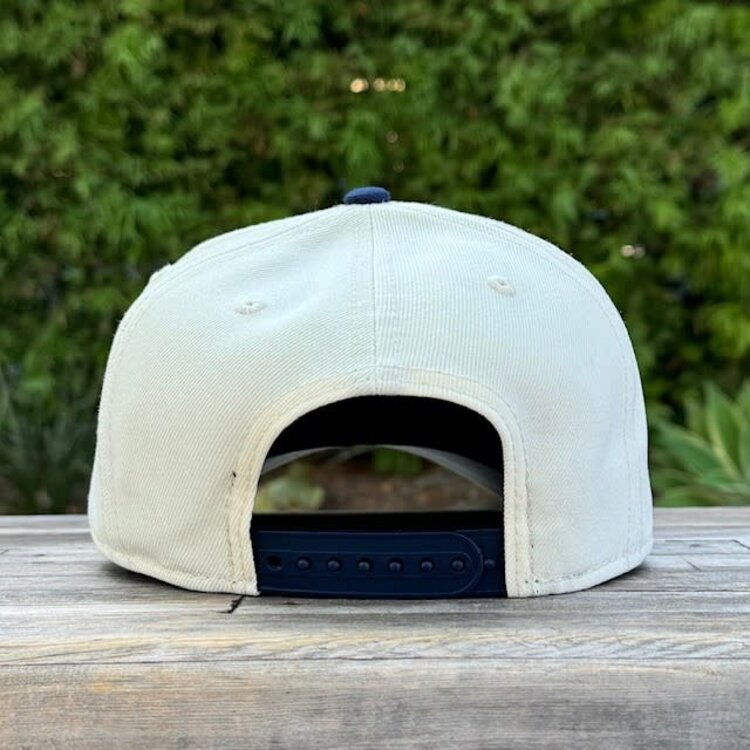 New Era Lakers Ivory/Navy NBA Trophy Gray UV 940  A-Frame