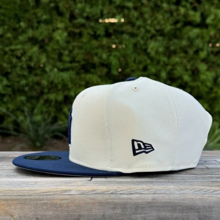 New Era NY Yankees Ivory/ Navy 75th Stadium Anniv Gray UV 950
