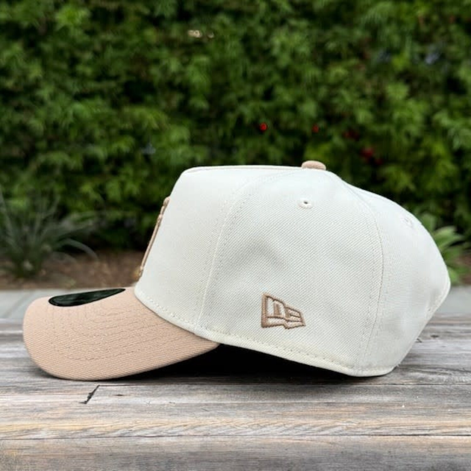 LA Upside Down Ivory/Lt Khaki 940AF Snapback - The Locker Room of