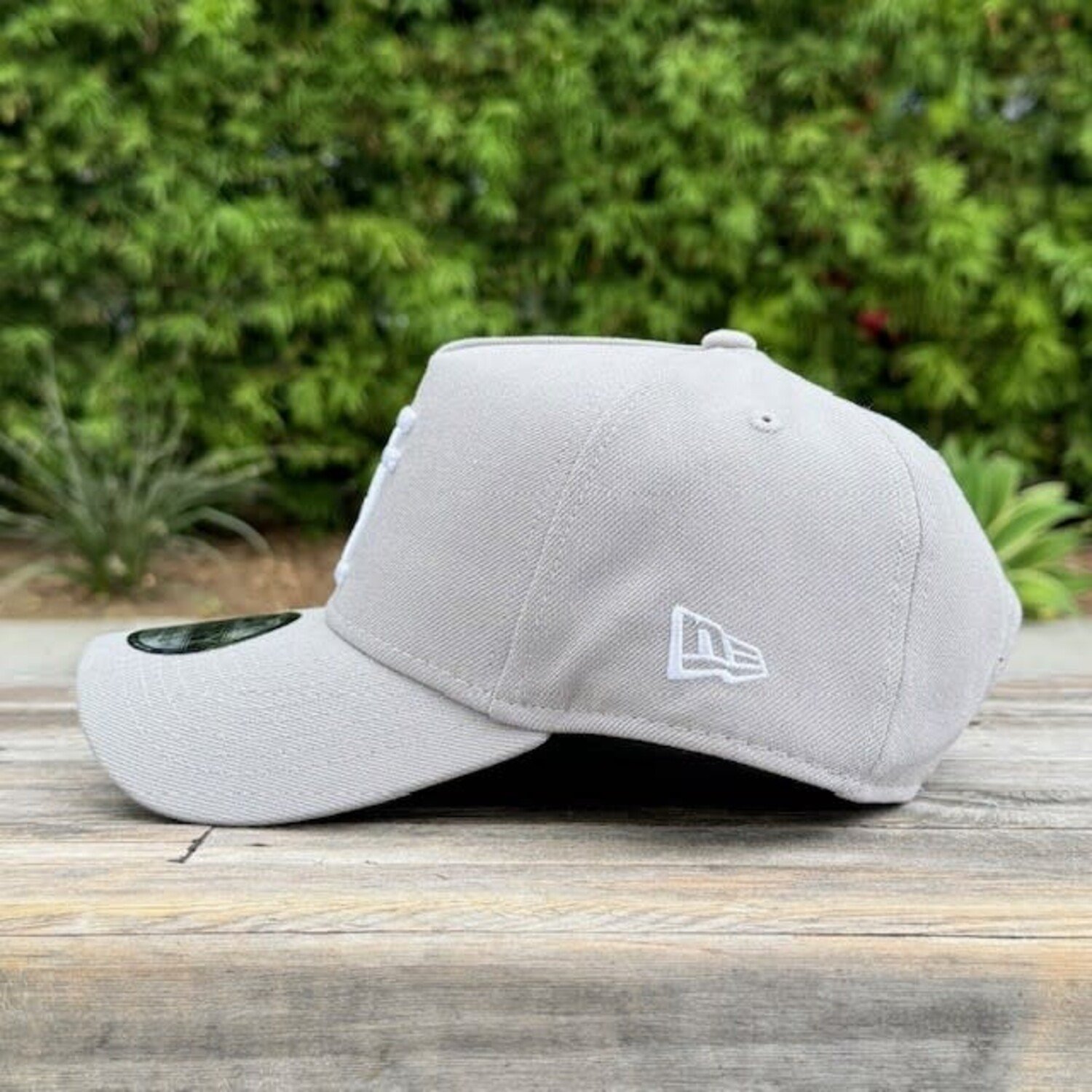 LA Upside Down Gray 940AF Snapback - The Locker Room of Downey