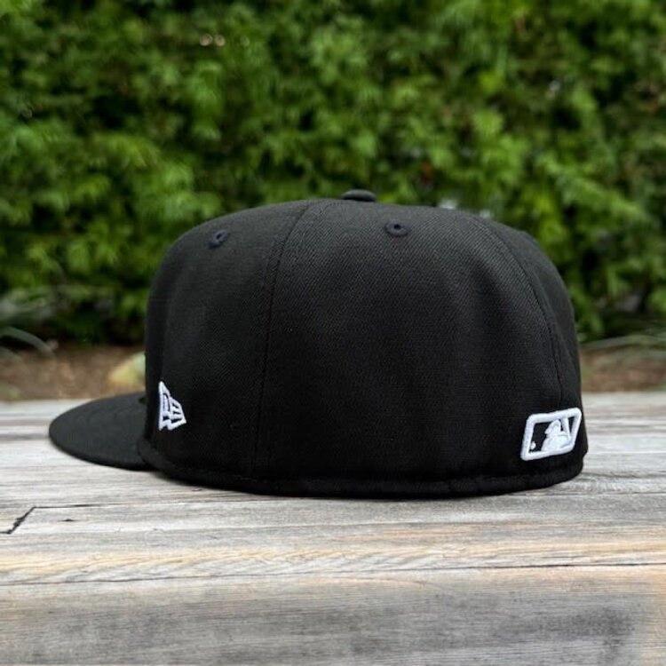 New Era LA BW Mexico Flag Gray UV