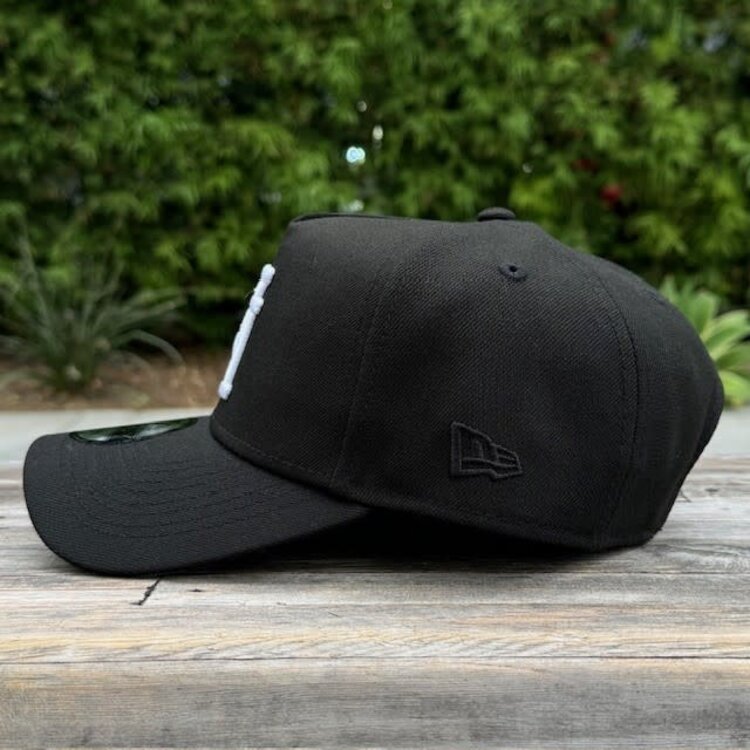 New Era LA Dodgers Upside Down BW 1988 WS 940 A-Frame