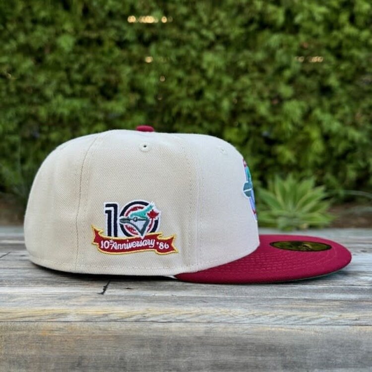 New Era Dead Stock - Jays Sand/Cardinal 10th GUV