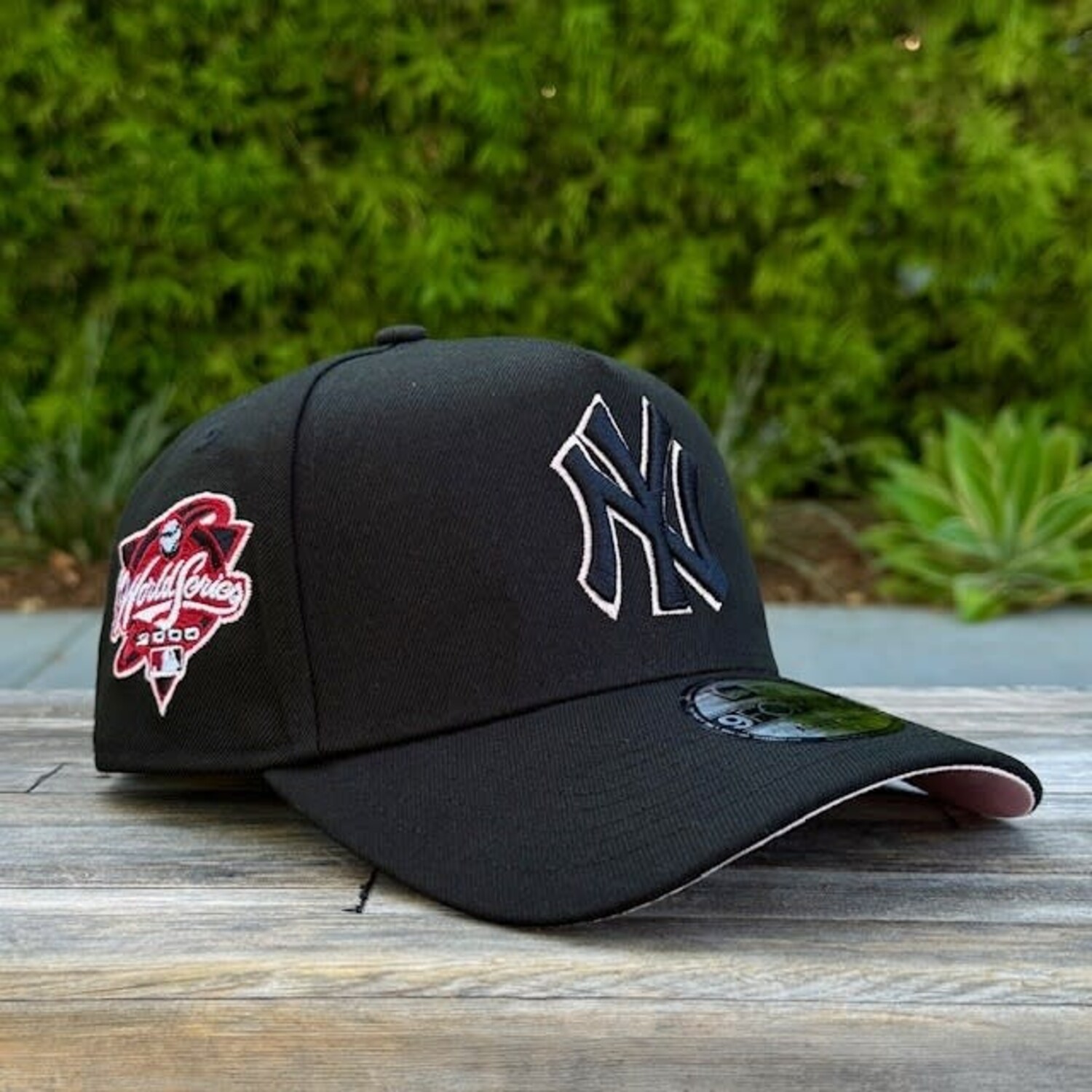 Yankees 2000 WS Black Pink Outline Pink UV 940AF - The Locker Room