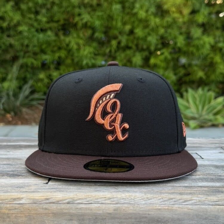 New Era Guerreros OAX Helmet Black/Brown Metallic Copper Fitted