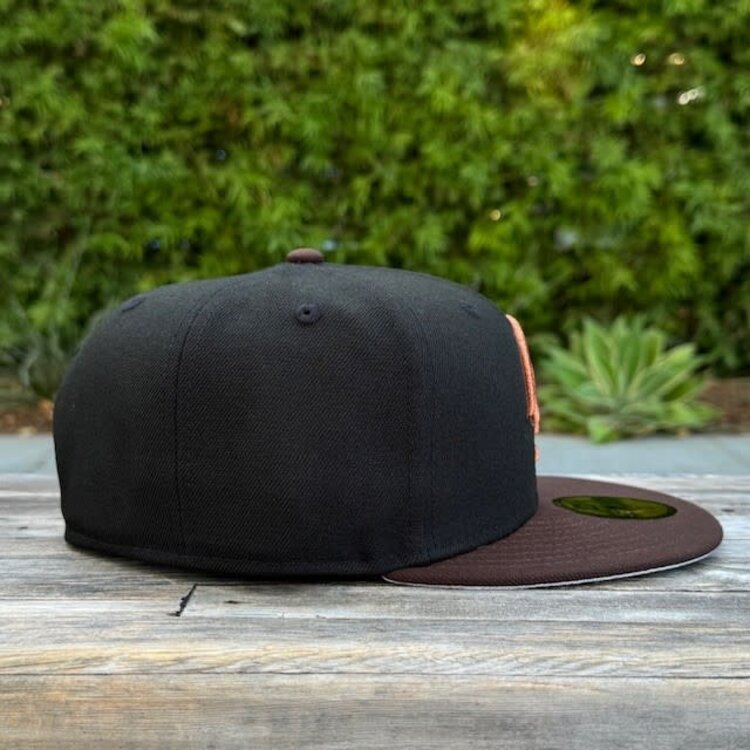 New Era Guerreros OAX Helmet Black/Brown Metallic Copper Fitted