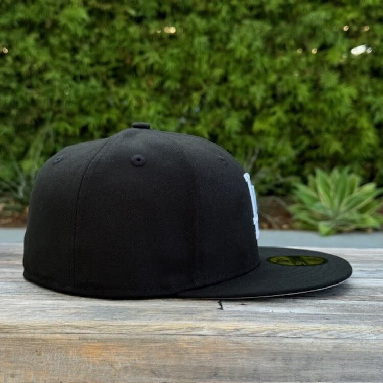New Era LA BW Full Bloom Blue Rose Fitted