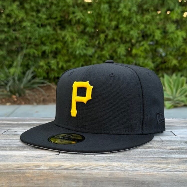 New Era Pirates Black Mexico Flag SP Fitted