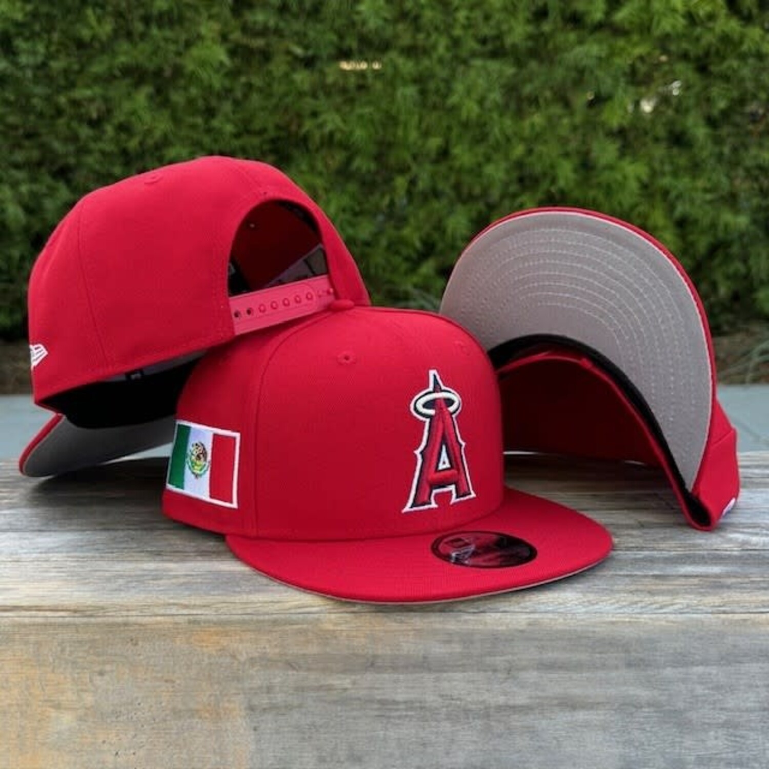 Angels Game Red Mexico Flag SP 950 - The Locker Room of Downey