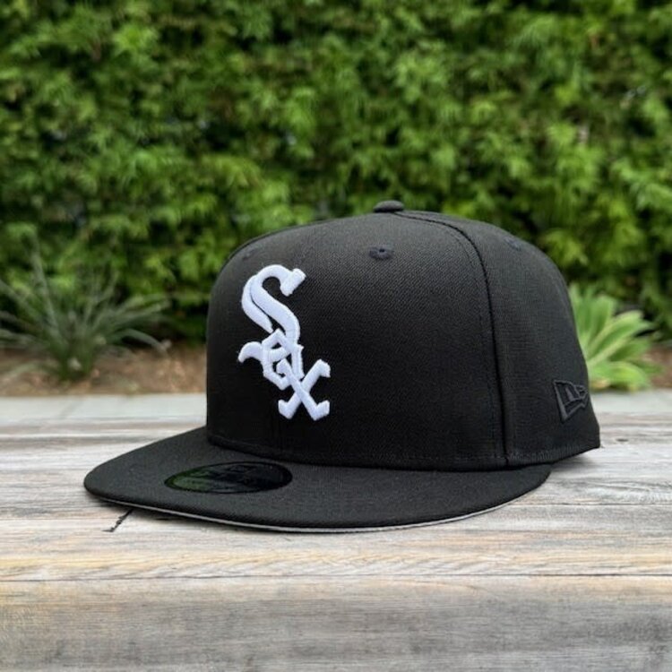 New Era White Sox Black Mexico Flag Side Patch 950