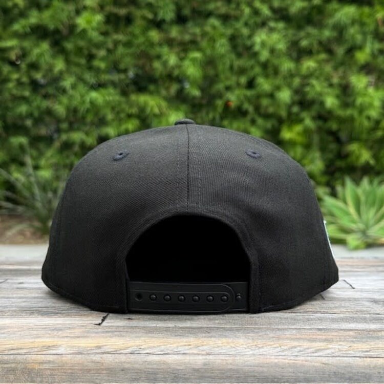 New Era White Sox Black Mexico Flag Side Patch 950